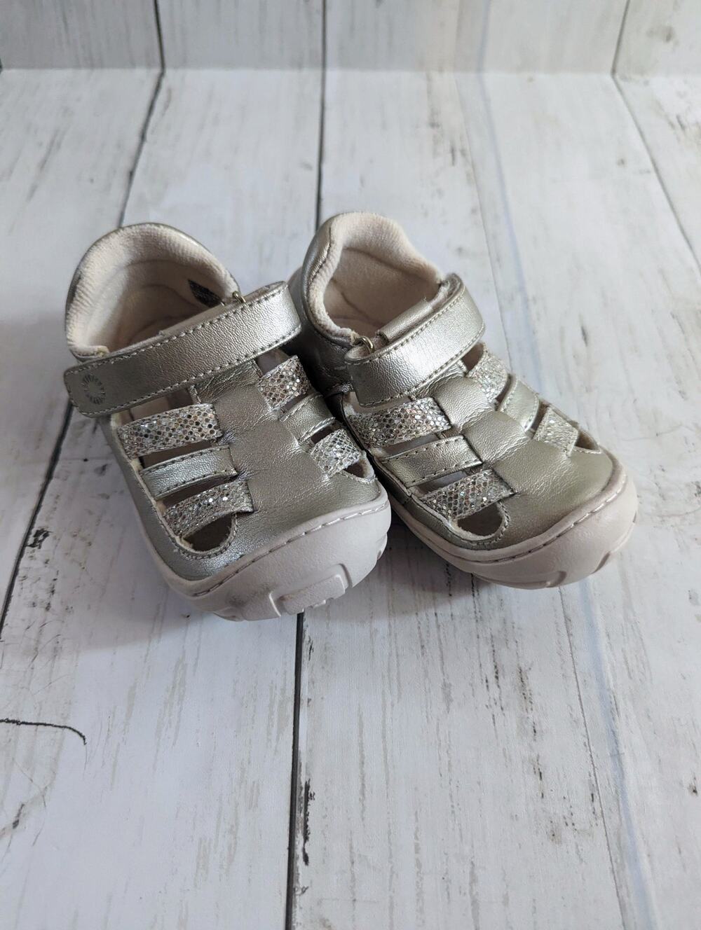 Ugg Kolding Gold Silver Sparkly Sandals Toddler Size 6